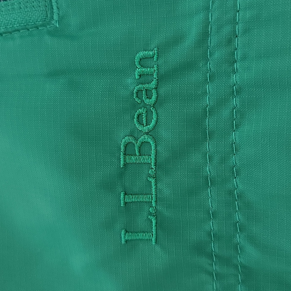 L.L. Bean Green Rain Jacket - Picture 7 of 7